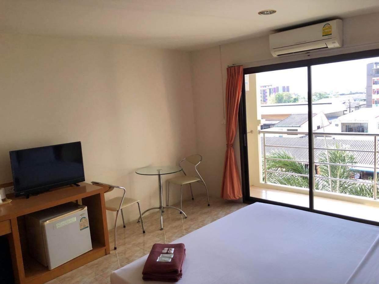 Pearl Place Hotel