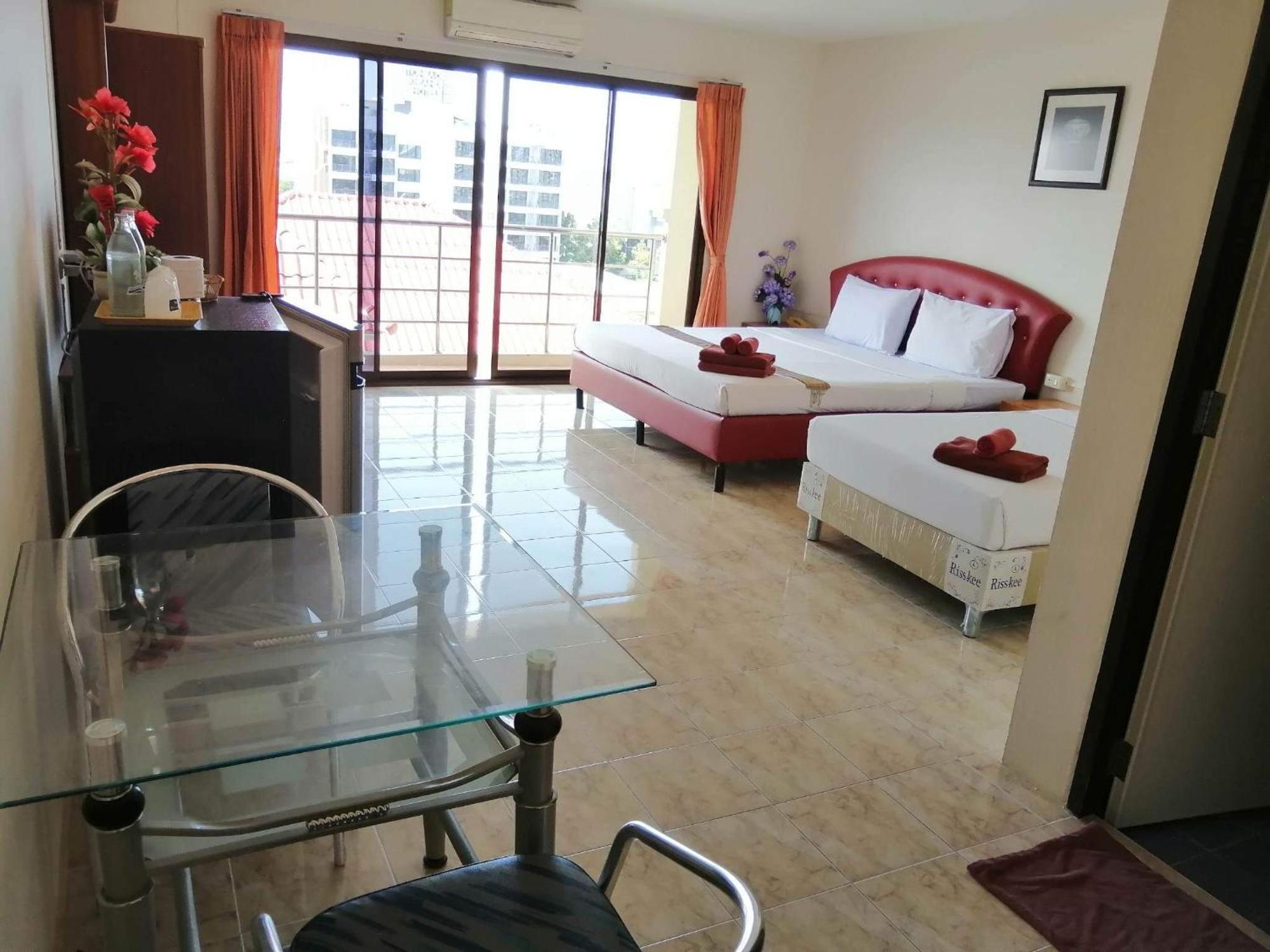 Pearl Place 2* Hat Yai