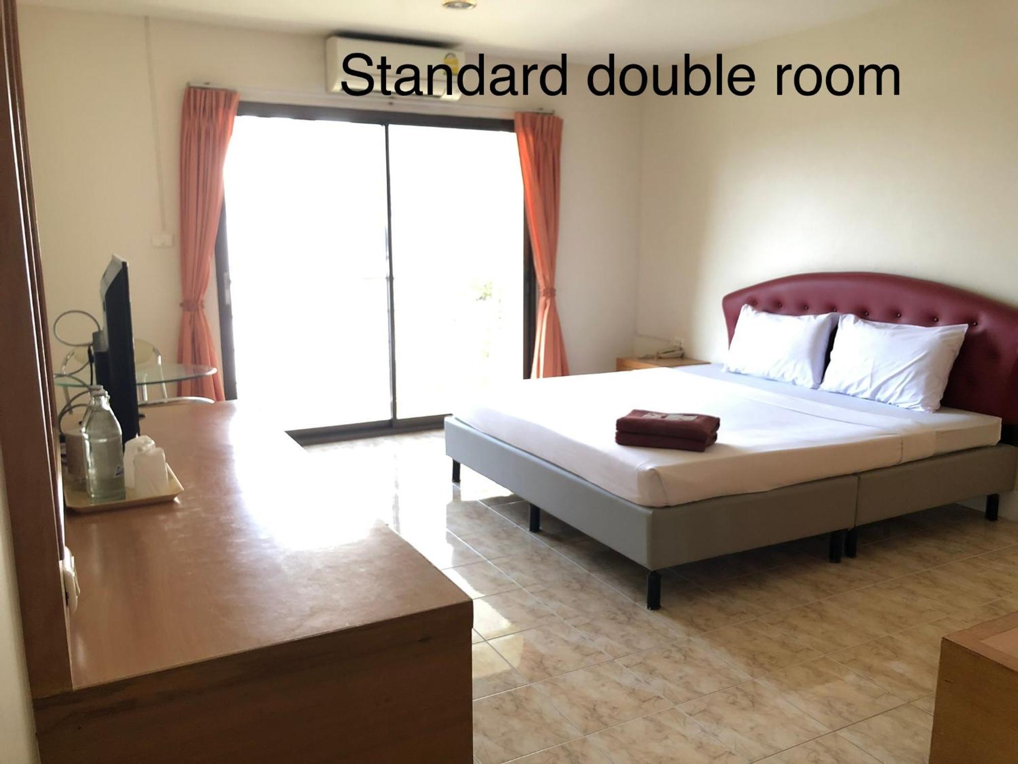 Pearl Place 2*