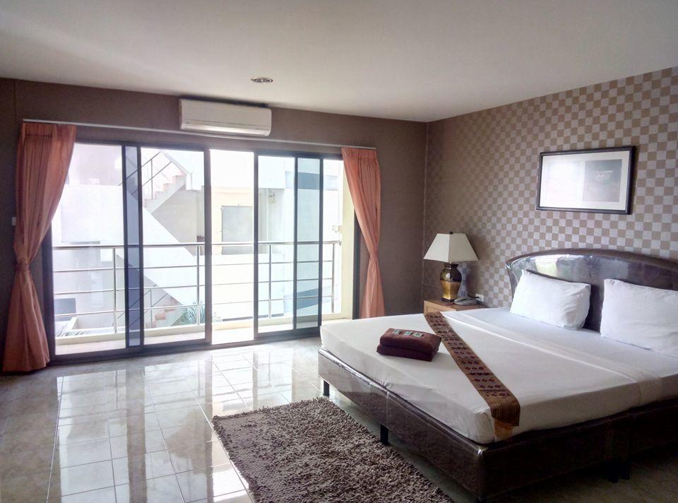 Pearl Place 2*